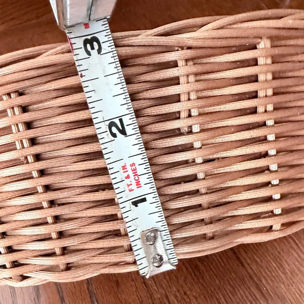 Vintage TableCraft Oval Natural Woven Bread Basket, durable polypropylene cord